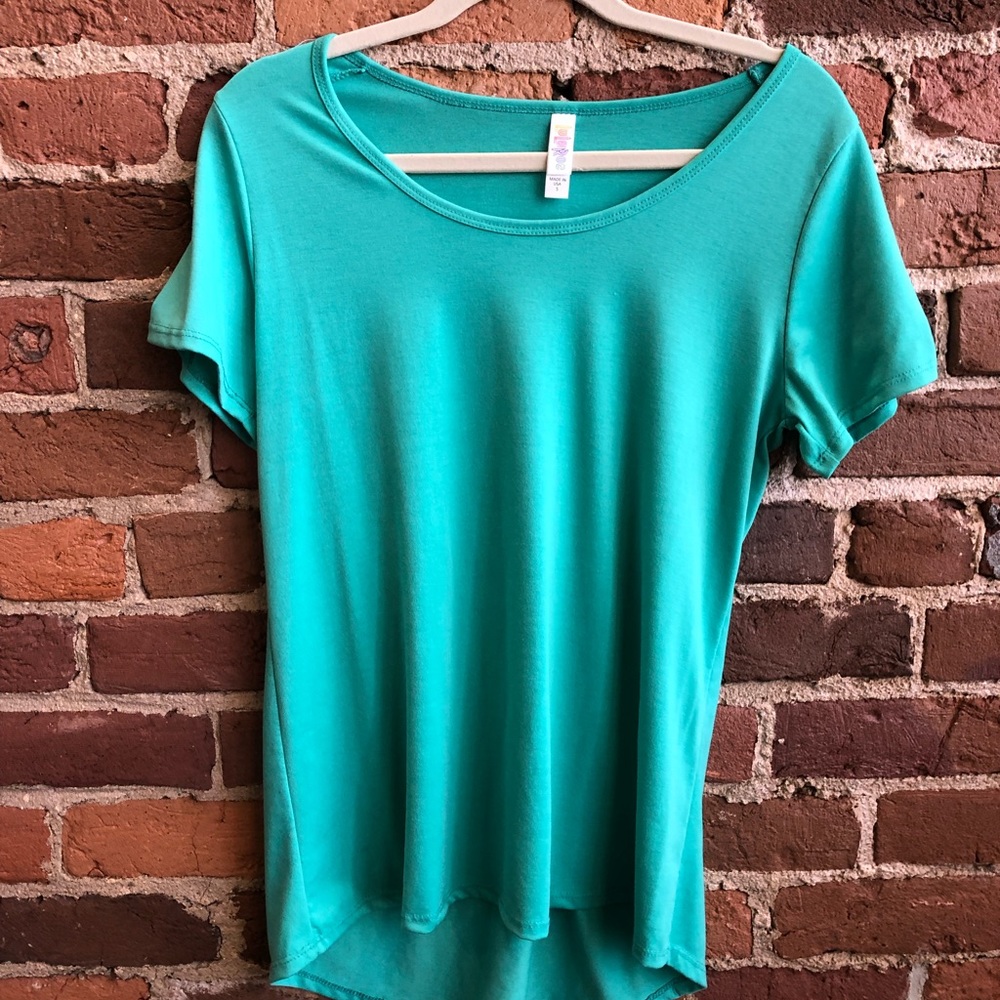 Lularoe Women’s t-shirt M